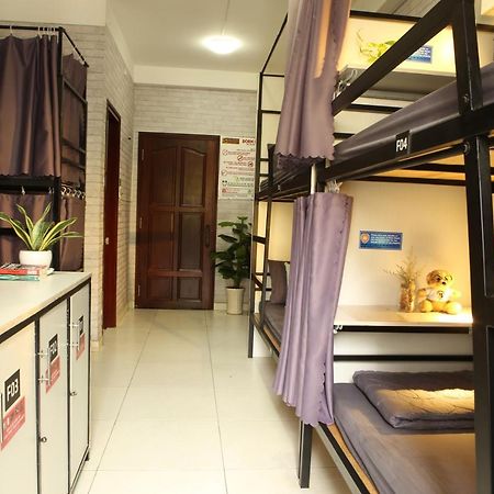 S Phuot Airport Hostel Ho Chi Minh City Bagian luar foto