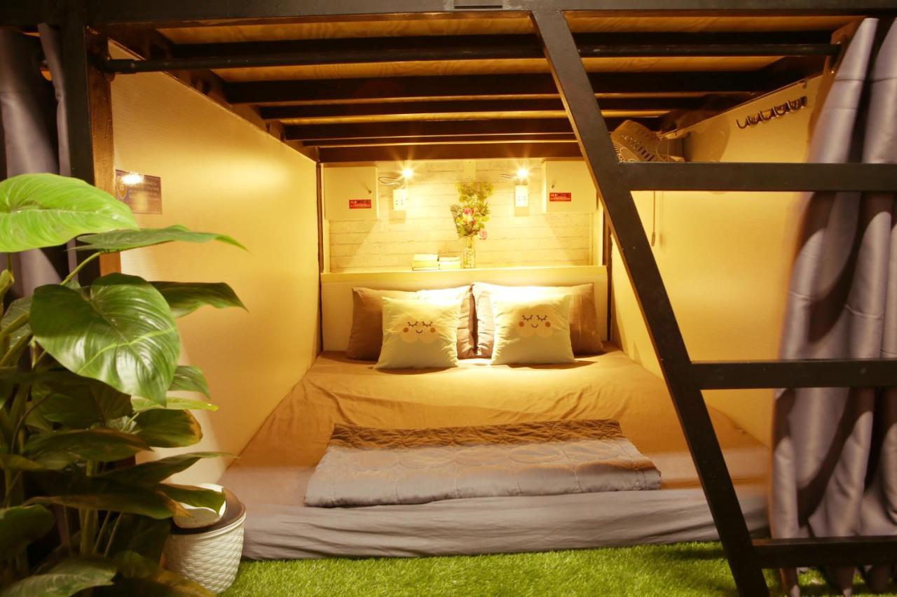 S Phuot Airport Hostel Ho Chi Minh City Bagian luar foto