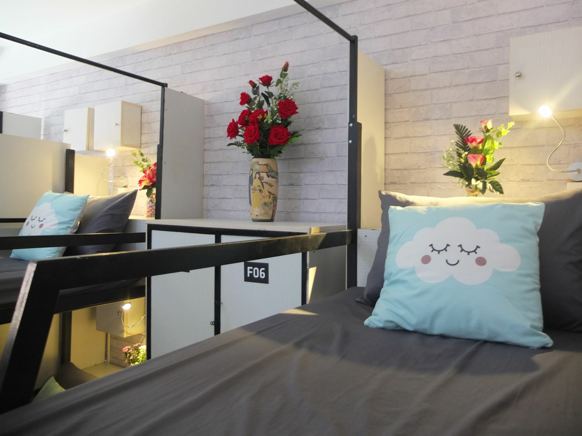 S Phuot Airport Hostel Ho Chi Minh City Bagian luar foto